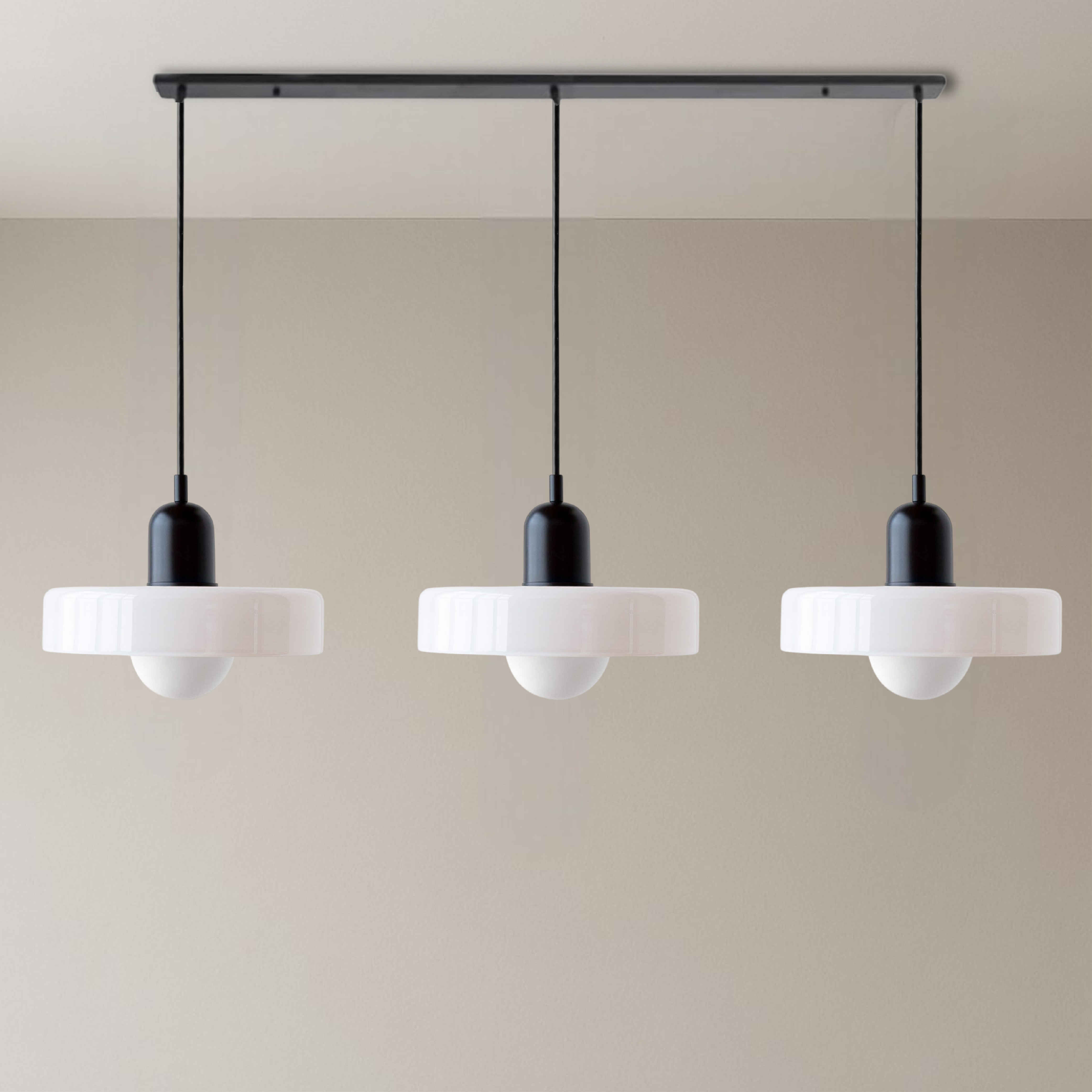 3-kops Bauhaus Gekleurd Glas Hanglamp