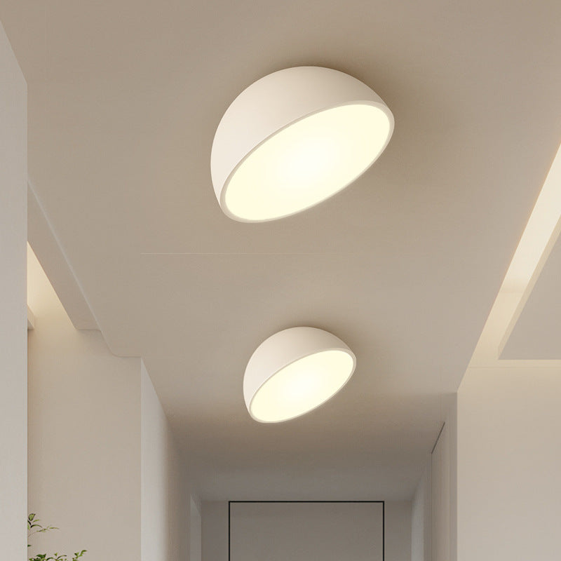 Halfronde plafondlamp